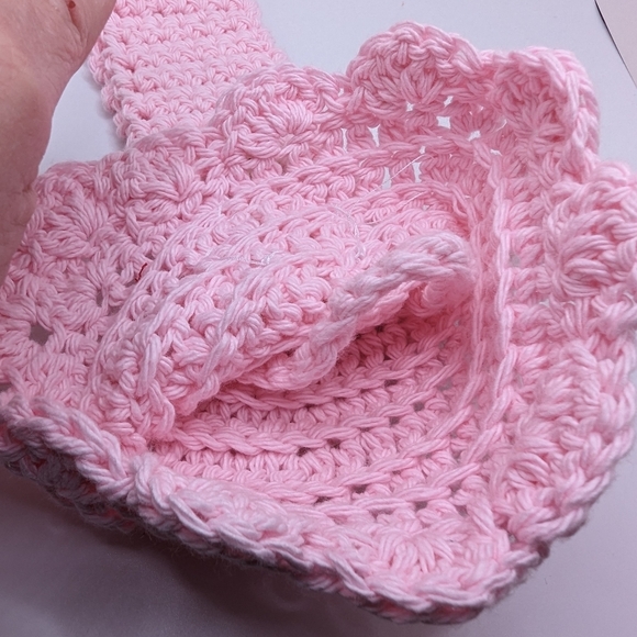 💞 2/$20 HAND CRAFTED Crocheted Towel Topper Hand Made - Picture 4 of 9